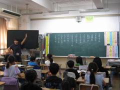 後期の係活動を決めています