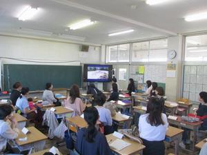懇談会の様子(6年)