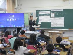 教育実習生の精錬授業(3年)①