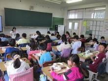 給食の時間(4年①)