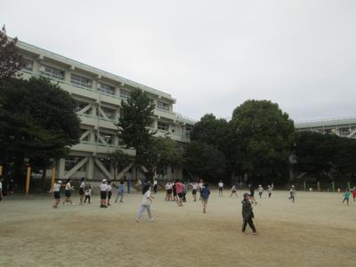 のびのび休みの校庭③