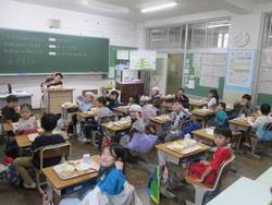 給食中の1年生②