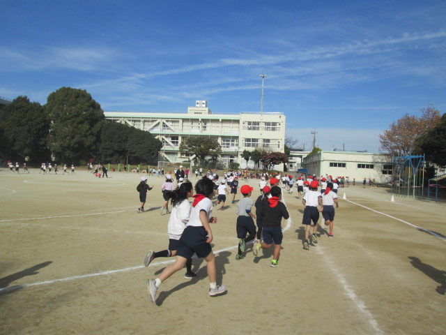 体力づくりマラソン(2,4,6年生)