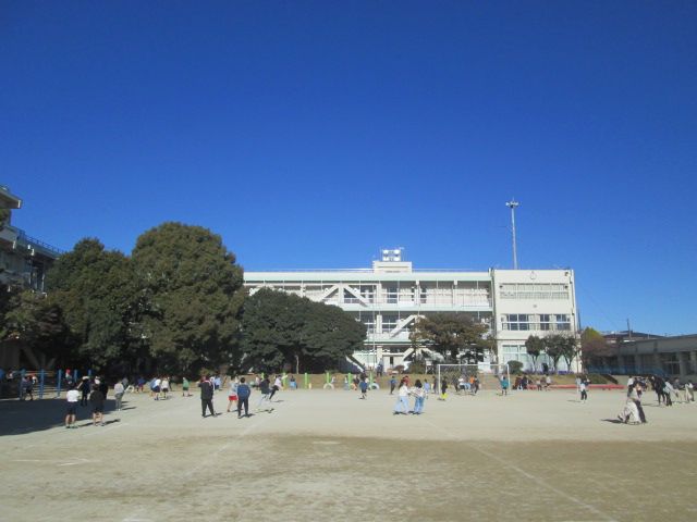 げんき休みの校庭①