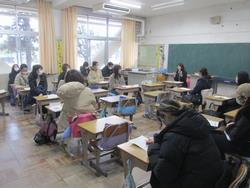 懇談会の様子(1年)