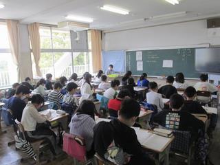 6年生廊下の掲示(4)
