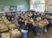 給食時間の3年生①