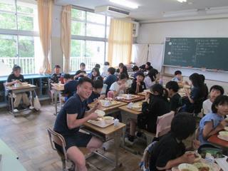RESCUE隊員(着衣泳講師)のみなさんと6-2