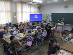 給食時間の3年生②