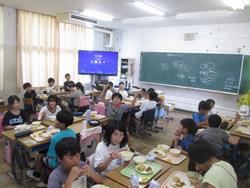 給食時間の5年生②