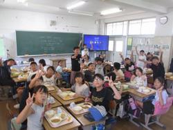 給食時間の5年生③