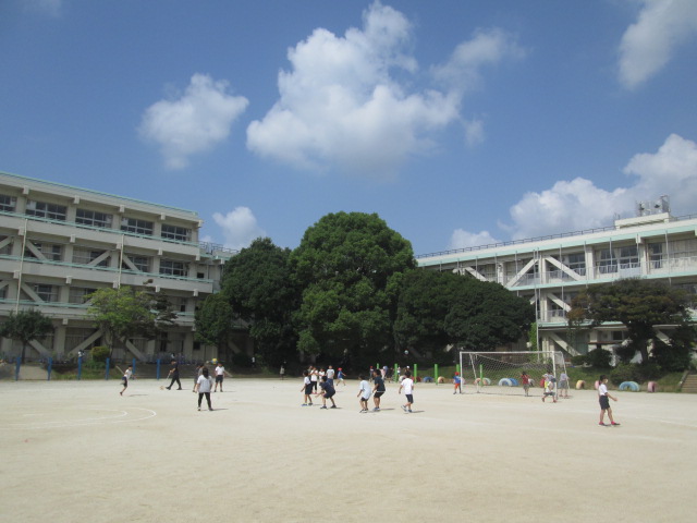 げんき休みの校庭②