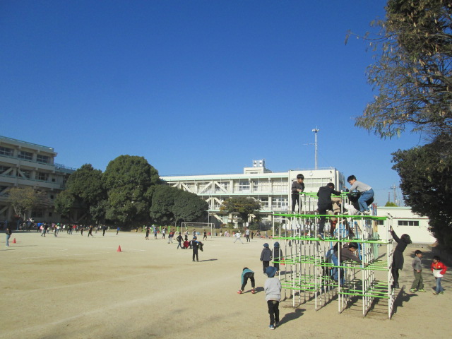 げんき休みの校庭