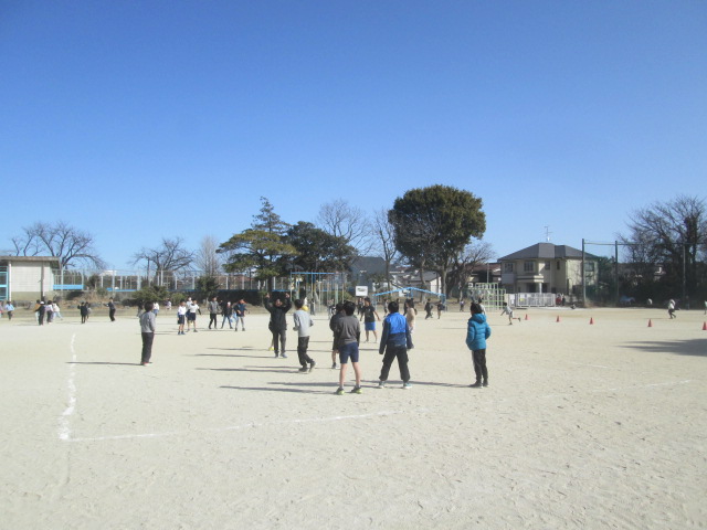 のびのび休みの校庭③