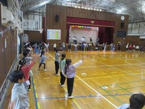 送る会の練習(1年生)②