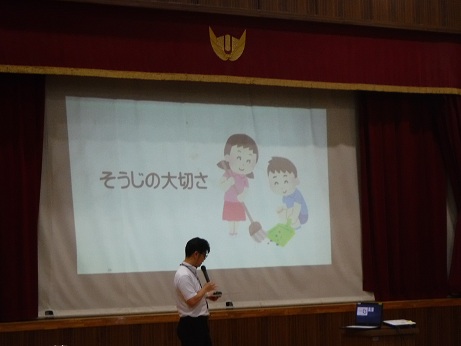 全校朝会3