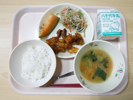今日の給食1