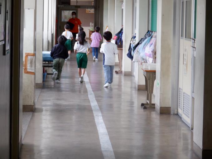学校探検1