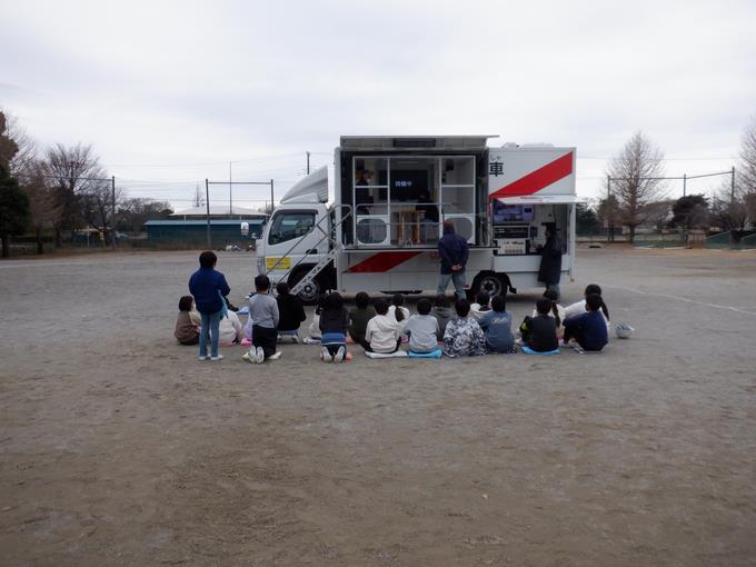 4年生起震車体験