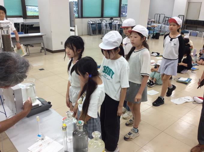 4年生＠北総浄水場の見学