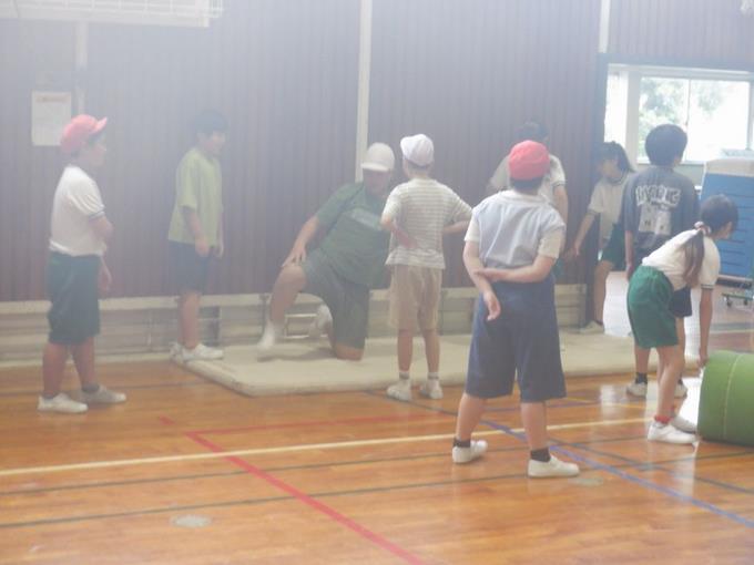 ５，６年生マット運動