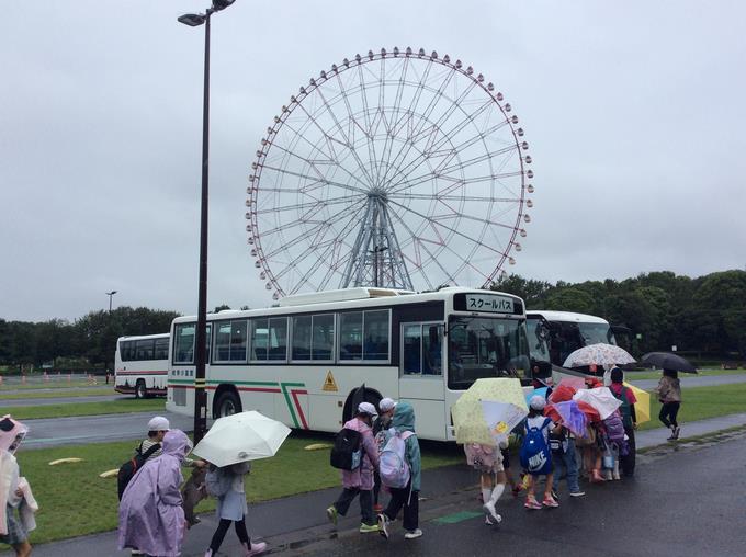 学校にもどります🚌