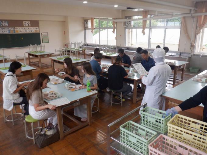 試食開始