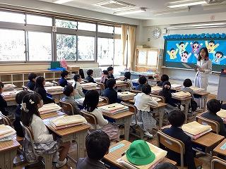 今年は久々に、教室での学級活動を行うことができました。