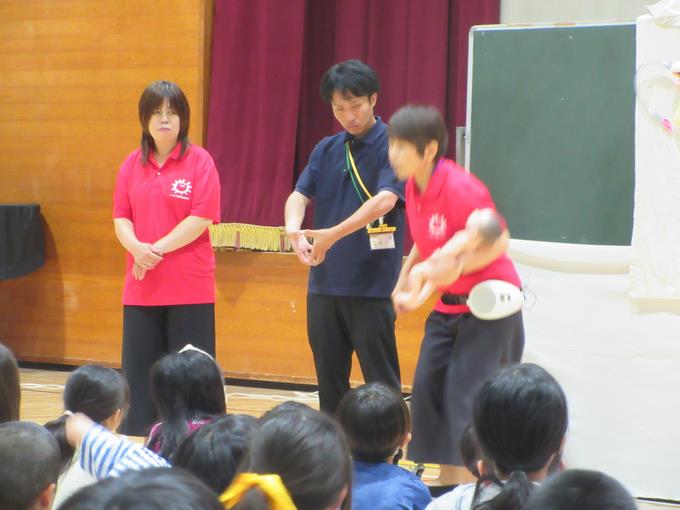 実演するＮ先生