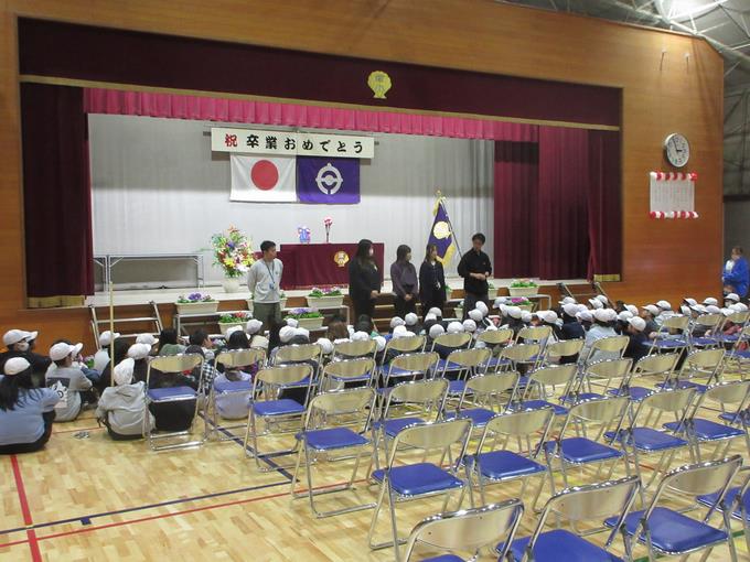 6年生の先生方より