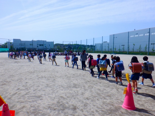 コース別に下校です