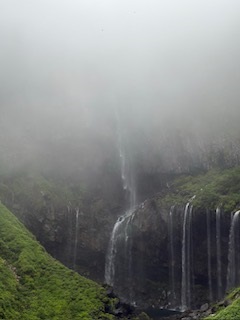 華厳の滝