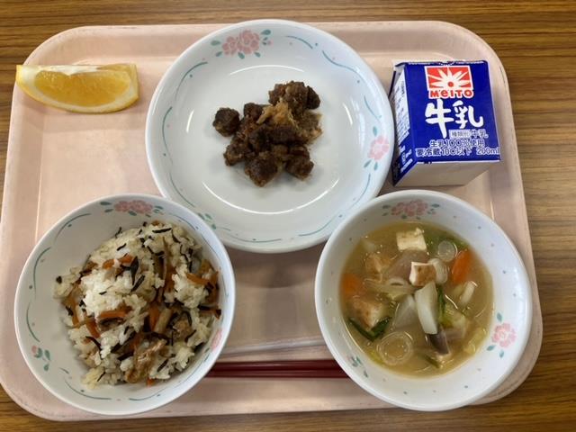 4月25日の給食