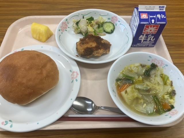 4月26日の給食