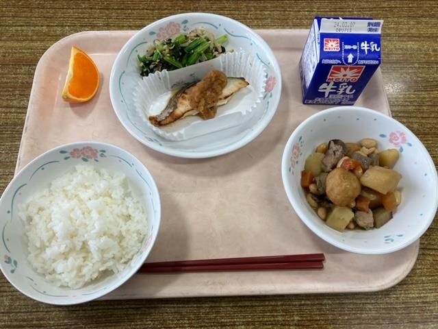 2月29日の給食