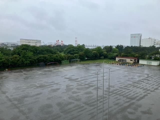 校庭の様子