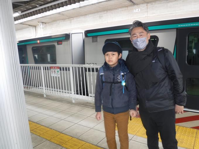 大宮駅からニューシャトルに乗車