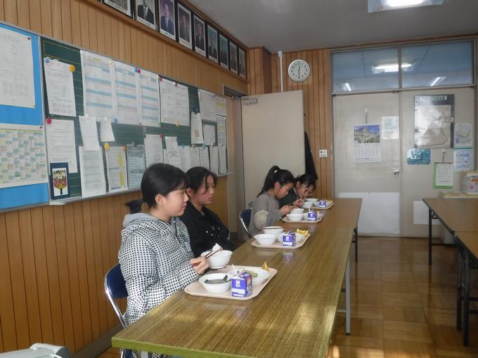 校長室会食@6年生