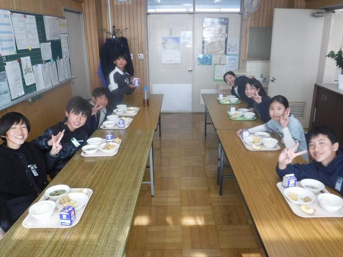 校長室会食@6年生