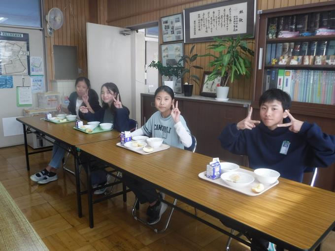 校長室会食@6年生