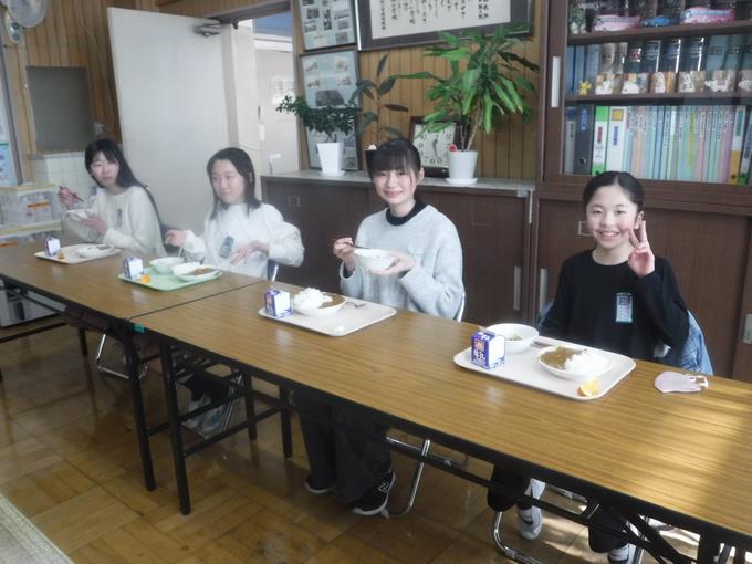 校長室会食@6年生