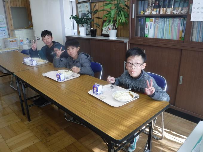 校長室会食@6年生