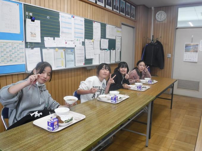 校長室会食@6年生