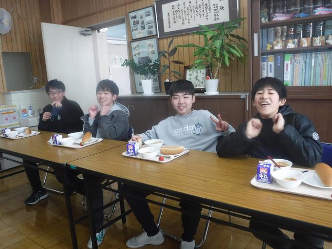 校長室会食@6年生