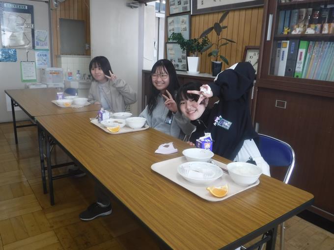 校長室会食@6年生