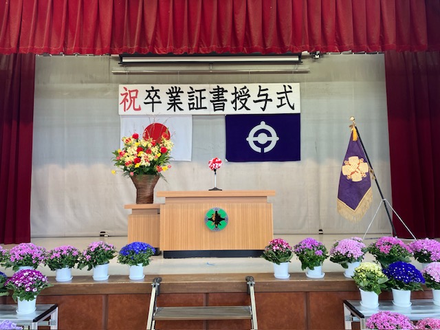 卒業式前日準備