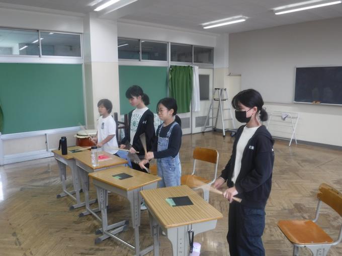 吹奏楽部の朝練習