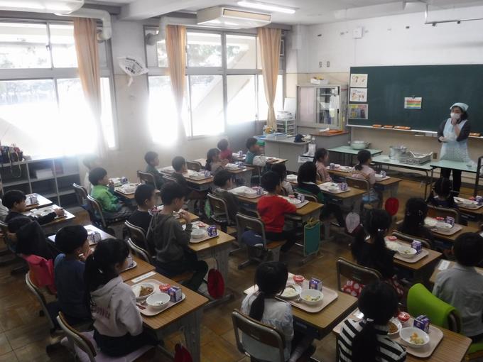 1年生給食開始