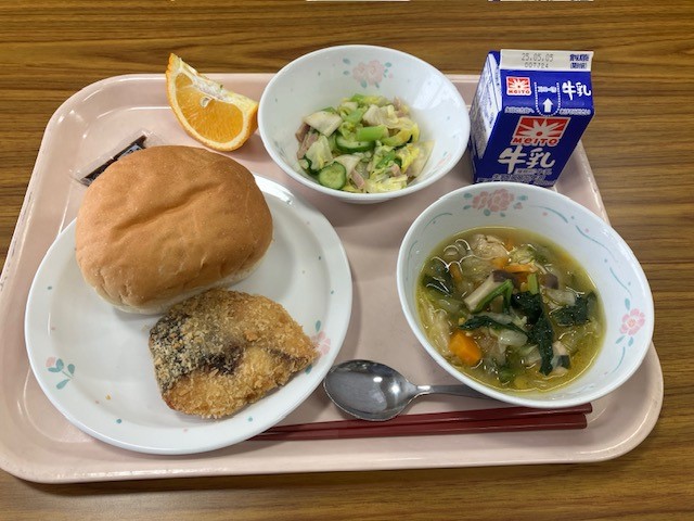 4月28日の給食