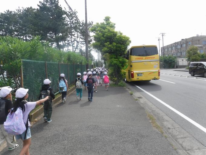 バスに乗ります🚌